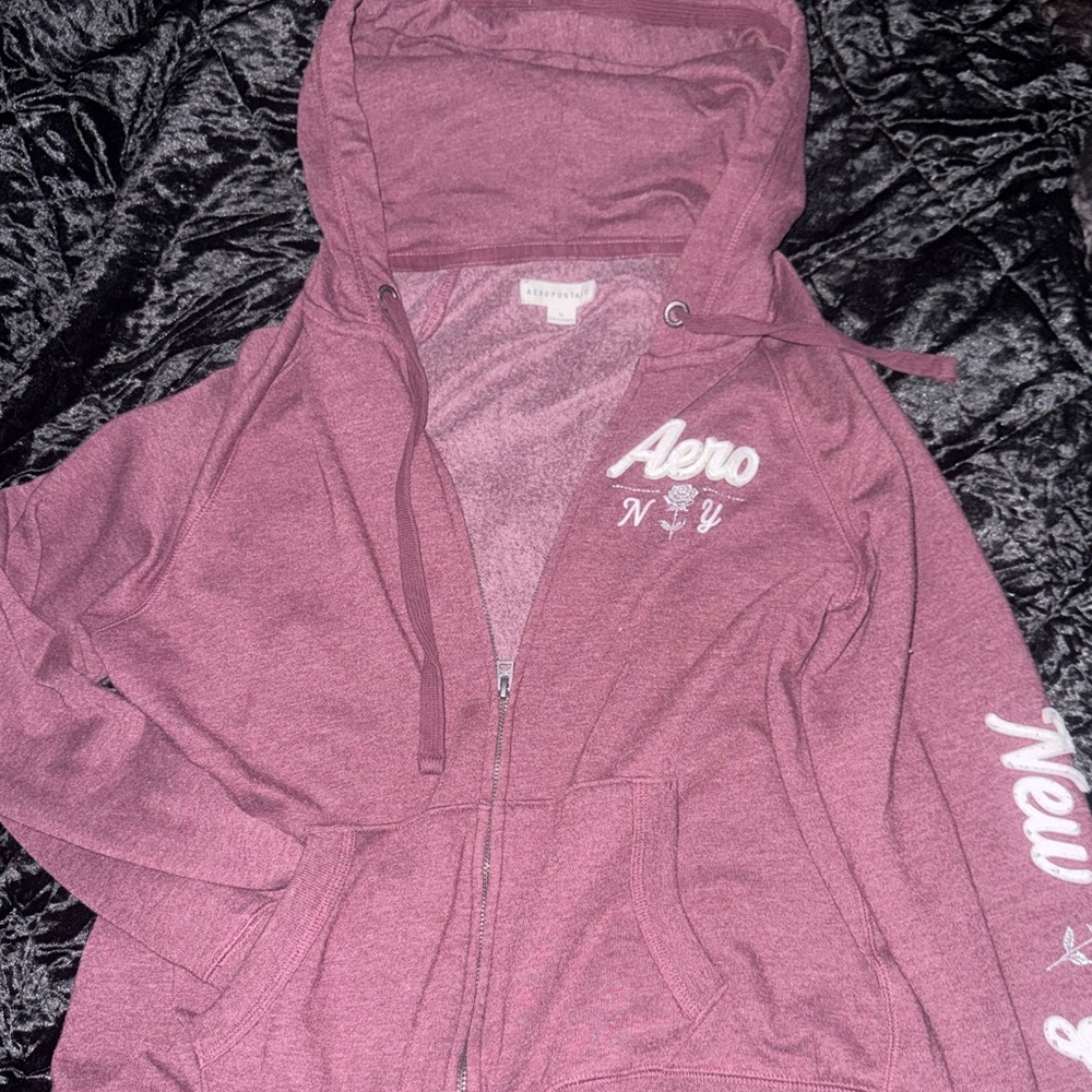 Sz XL Burgundy Aeropostale zip up jacket.